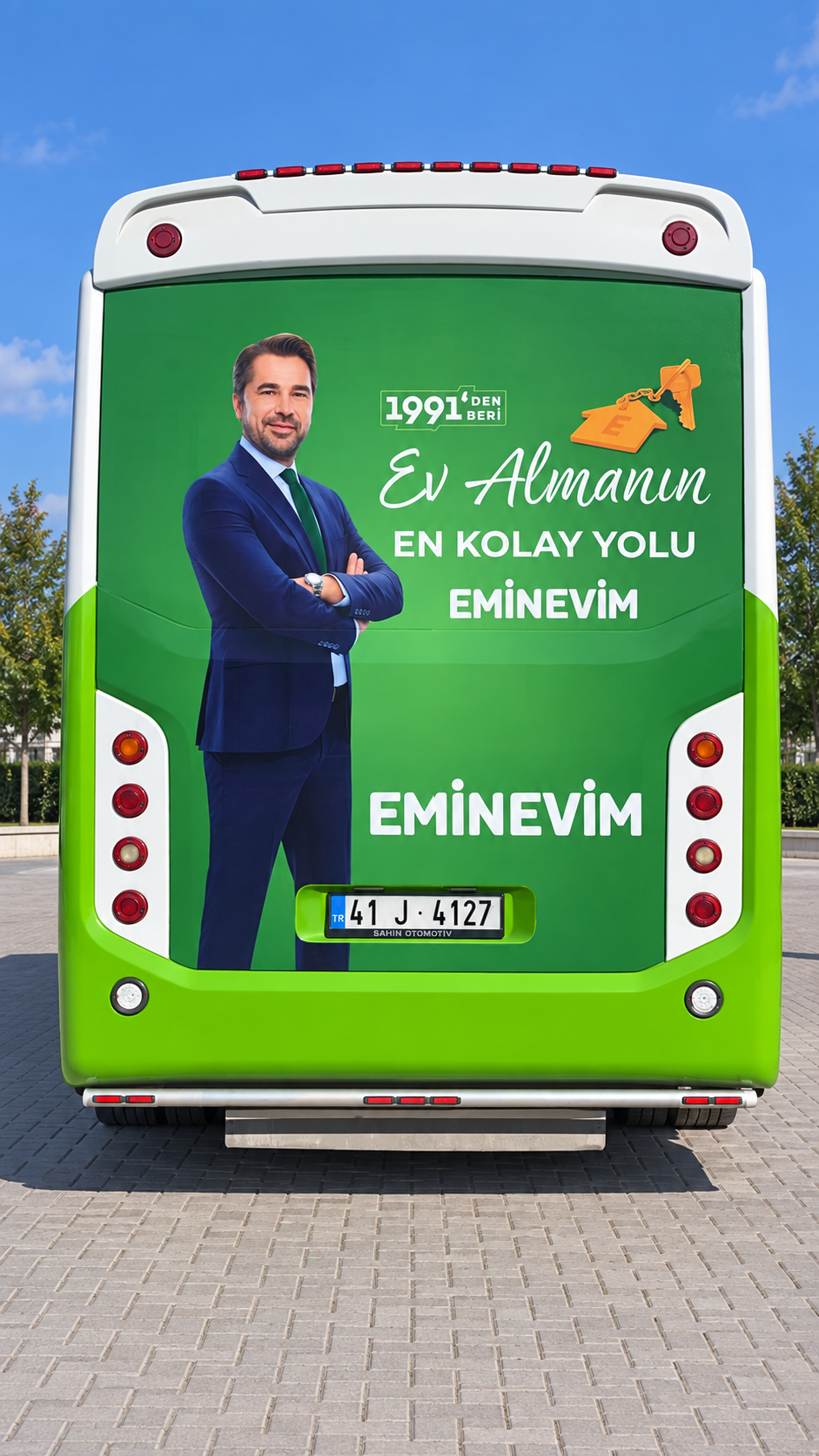 Eminevim — otobüs reklamı